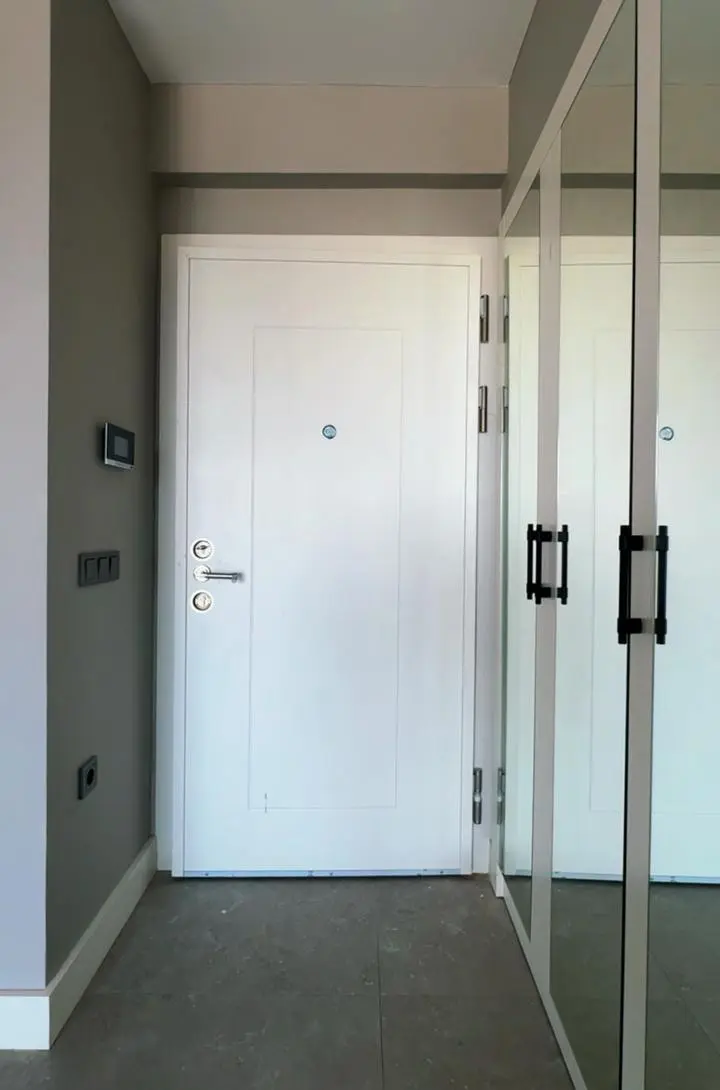 Flat entrance